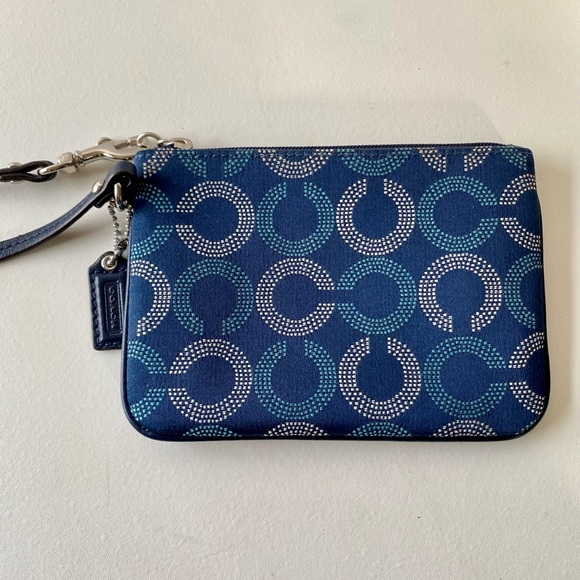 Vintage coach wristlet - Picture 2 of 2